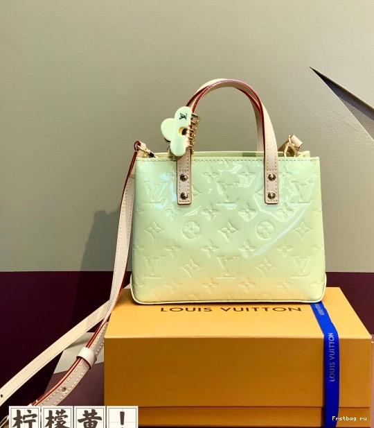 Frstbag ru Reade VUITTON PM LOUIS 0724